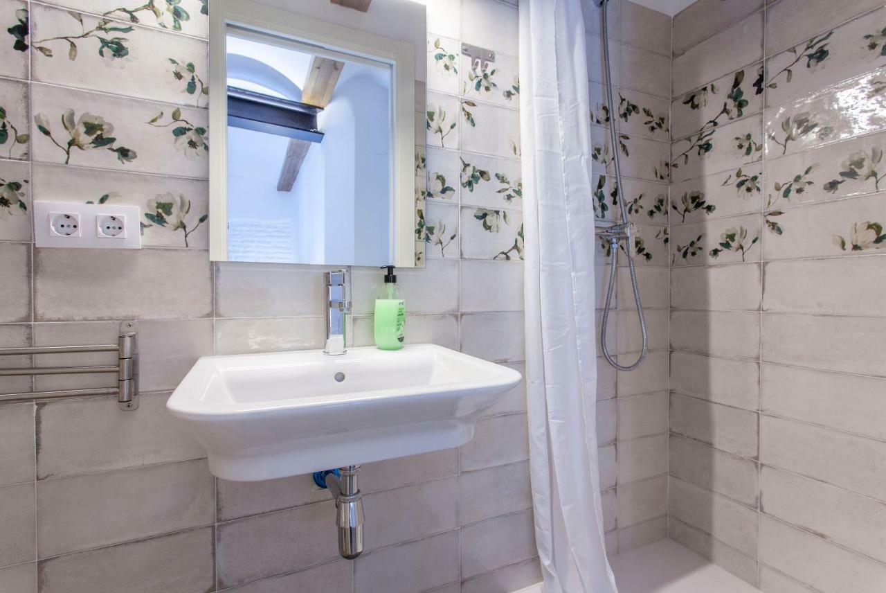 Apartup Central Market II Valencia Eksteriør bilde
